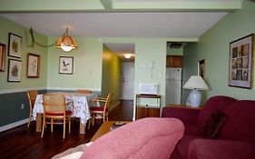 The Summit #4307- 3 Bedroom 2 Queens 2 Twins